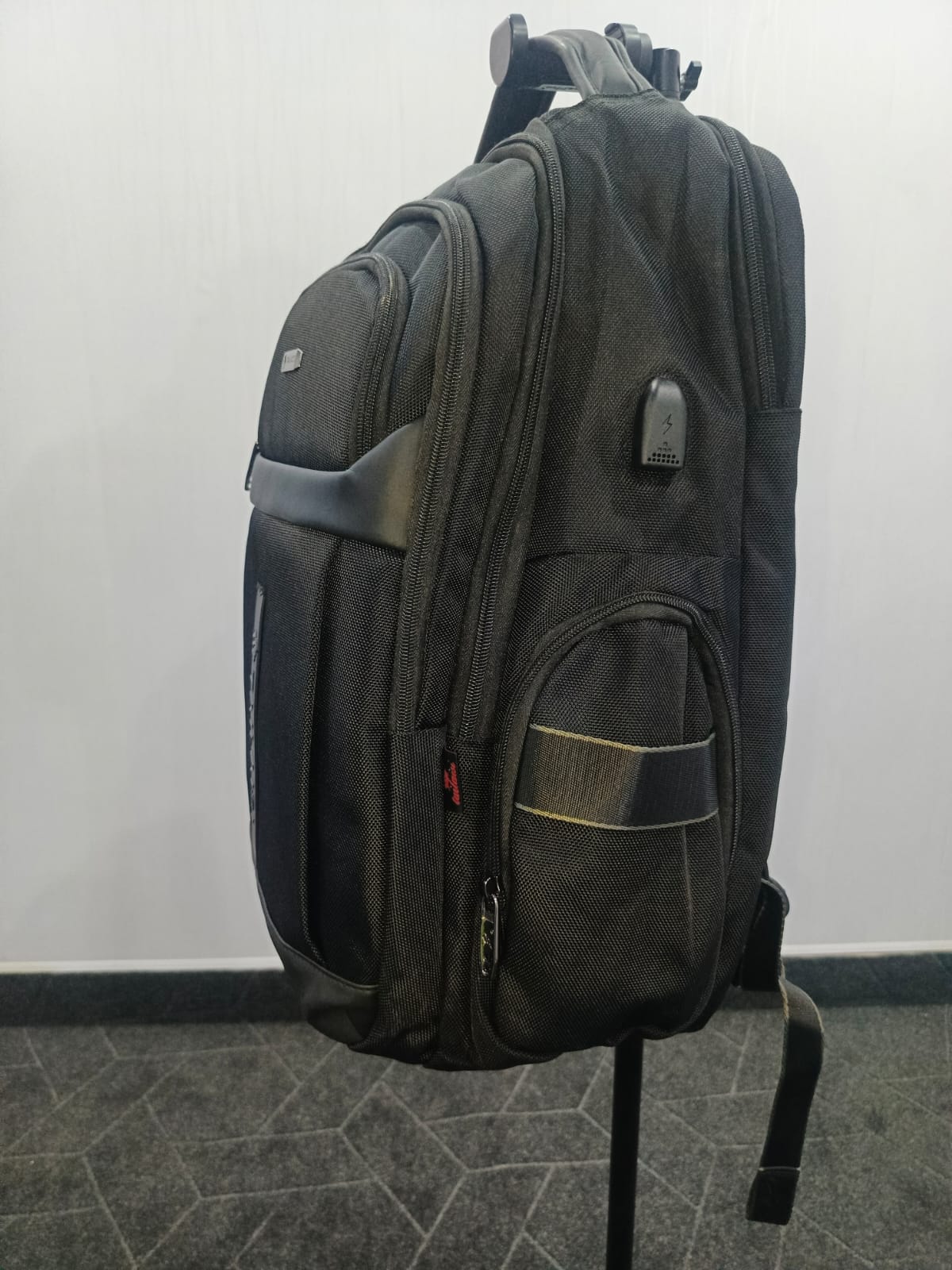 Black TAILAISI Laptop Backpack
